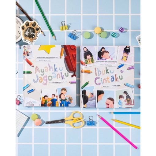 Boardbook "Ibuku Cintaku & Ayahku Jagoanku" by Haum Publishing