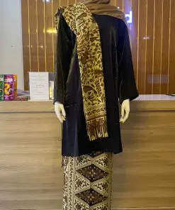 Kain Batik Tanah Liek