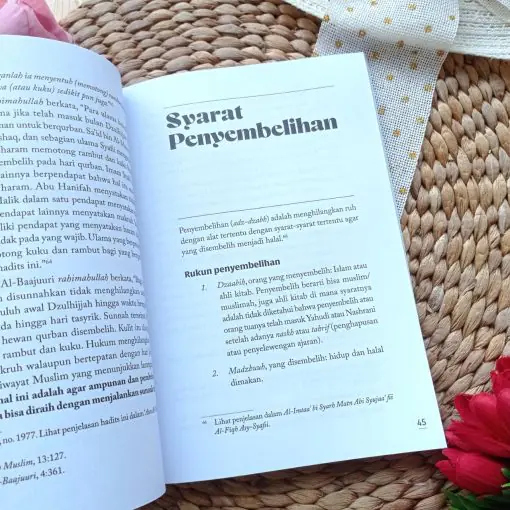 Fiqih Qurban,Aqiqah,dan Sunnah Saat Bayi Lahir by RUMAYSHO - Gambar 2