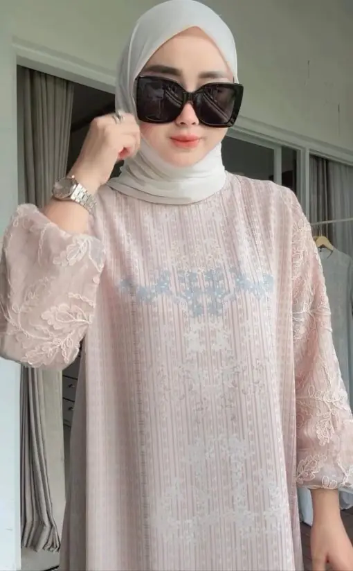 Kaira Dress