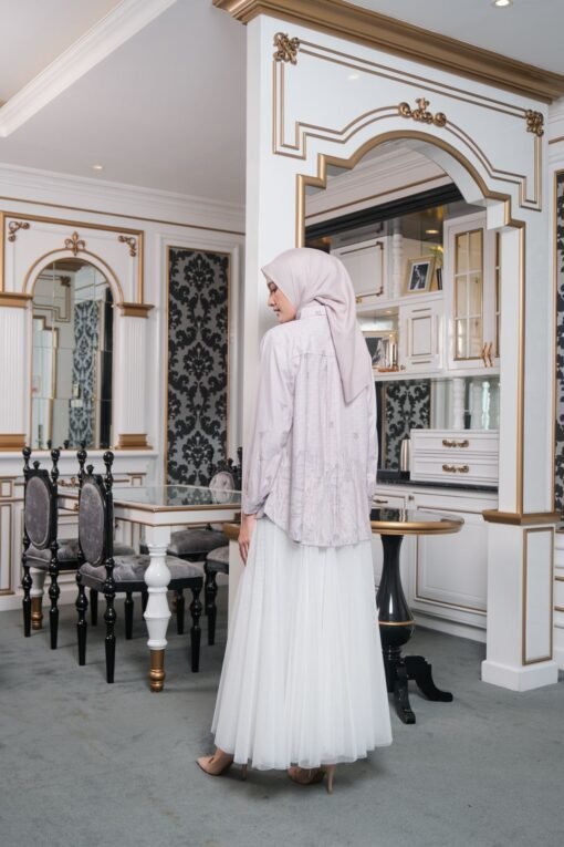 Velic Blouse by Eyberli - Gambar 5