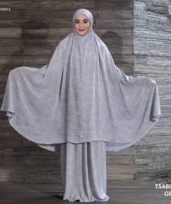 Alternative view of Mukenah Tsabina